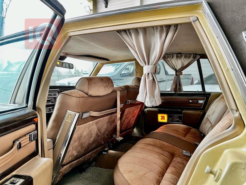Cadillac DeVille